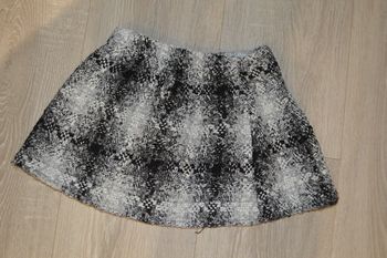 Jupe 4 ans blanche noire