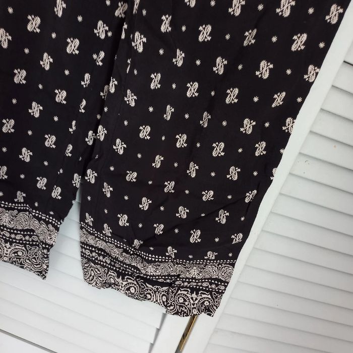Pantalon noir à motifs grain de malice - photo numéro 2