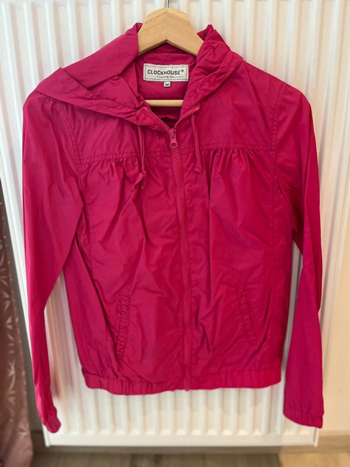 Coupe-vent fushia