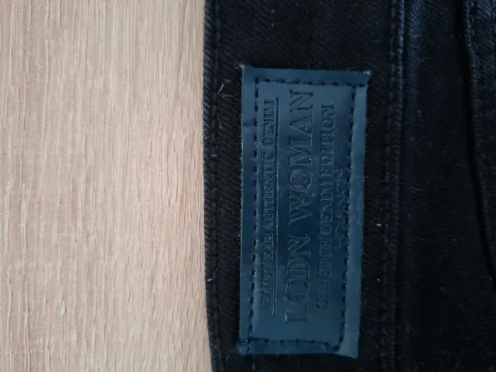 Jean skinny slim à boutons - photo numéro 13