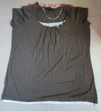Tee shirt kaki
