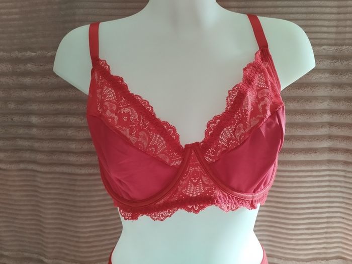 Ensemble rouge string - photo numéro 4