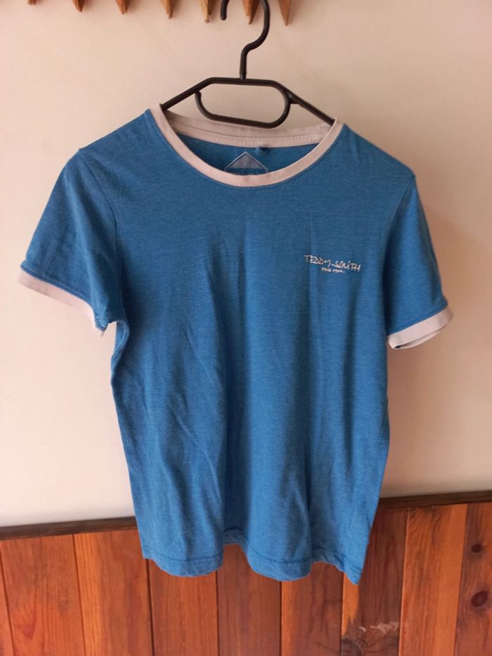 Tee-shirt bleu