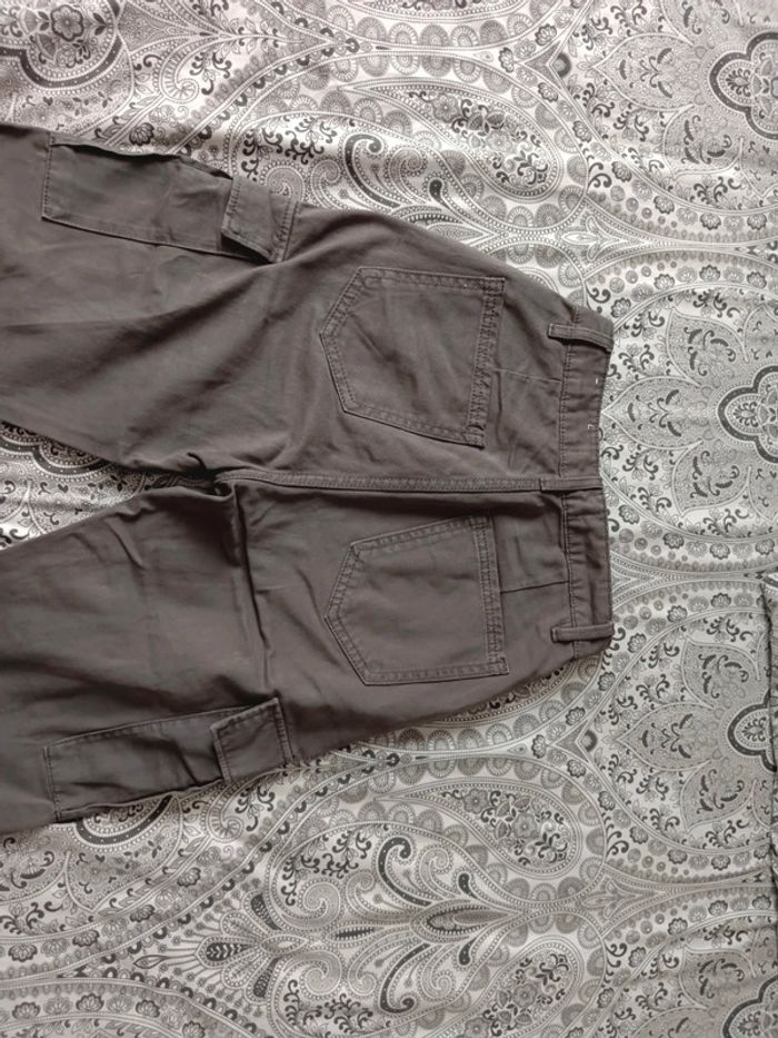 cargo gris Jennyfer - photo numéro 5