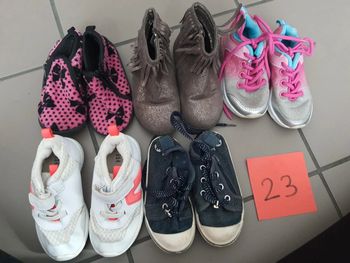 Lot 5 paires pointure 23