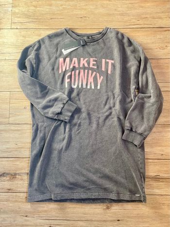 Robe sweat IKKS. Taille 12 ans. Neuve étiquetée