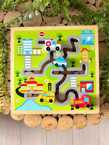 Labyrinthe bois véhicule pompier police ambulance bus