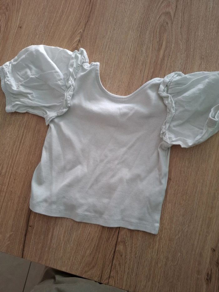 Haut fille Zara taille 6 and en très bon état - photo numéro 3