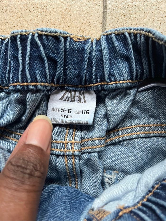 Lot de Jeans taille 6 ans - photo numéro 6
