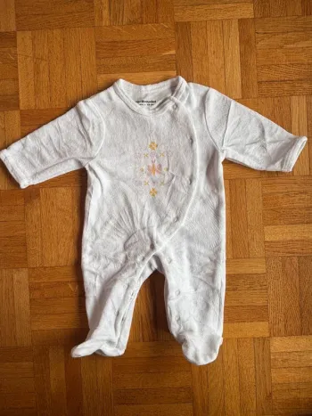 Pyjama Vertbaudet 1 mois comme neuf