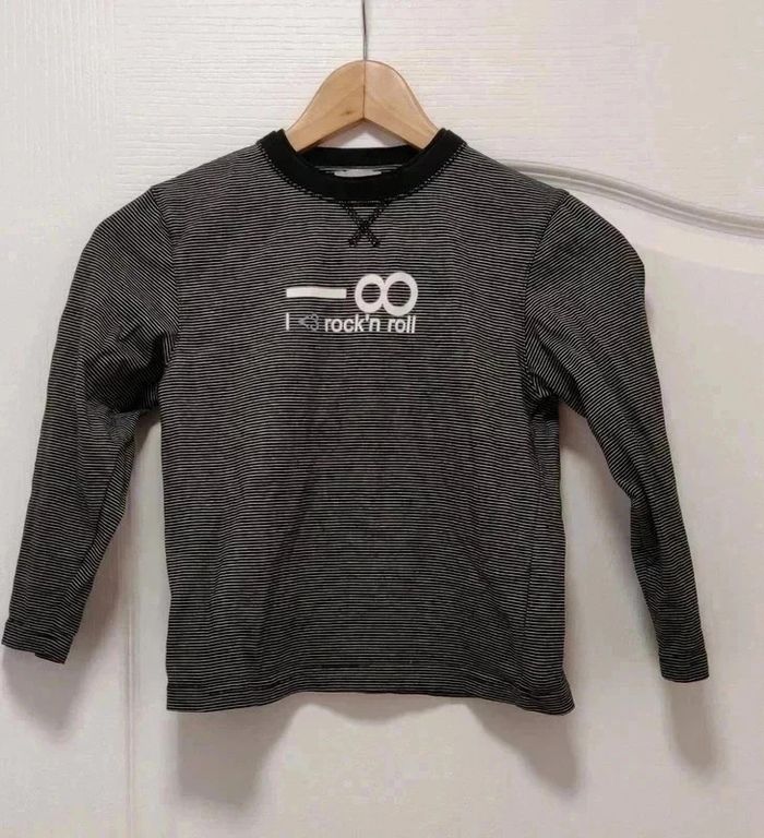 T-shirt ml rayé noir et blanc Cyrillus 6 ans