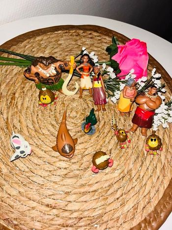 Lot figurine disney