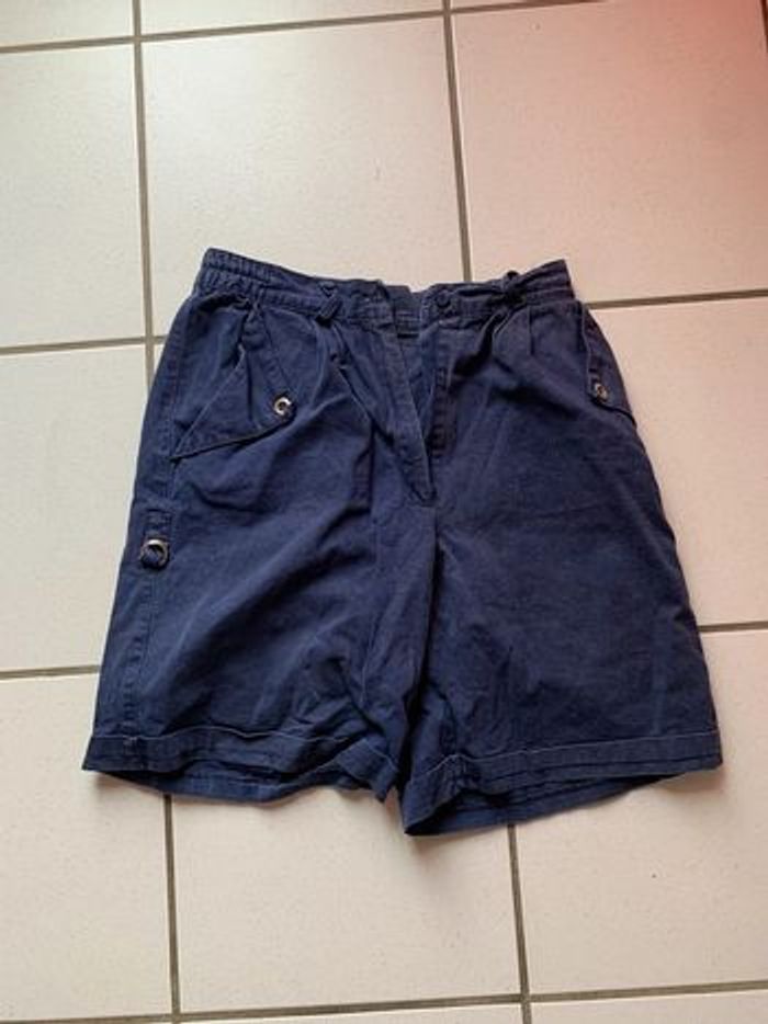 short marine 3 suisses 38