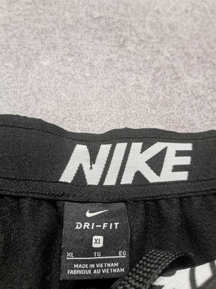 Jogging vintage Nike dri-fit - photo numéro 4