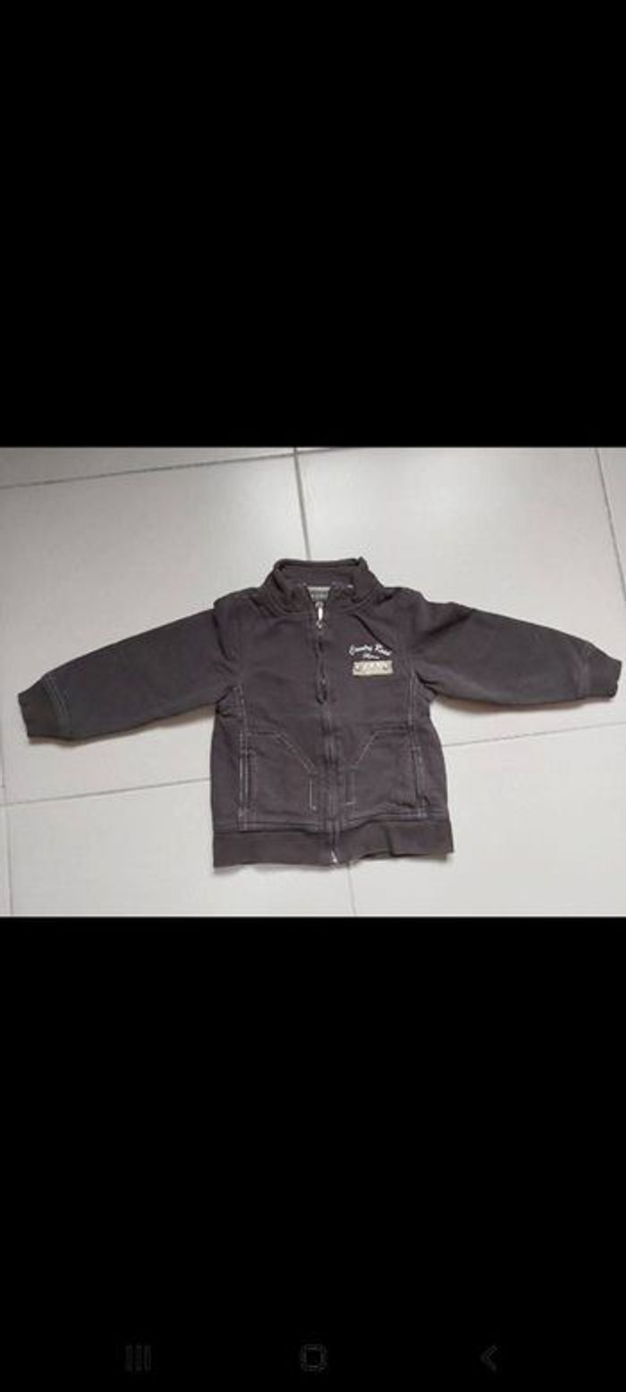 Gilet zippé 4 ans