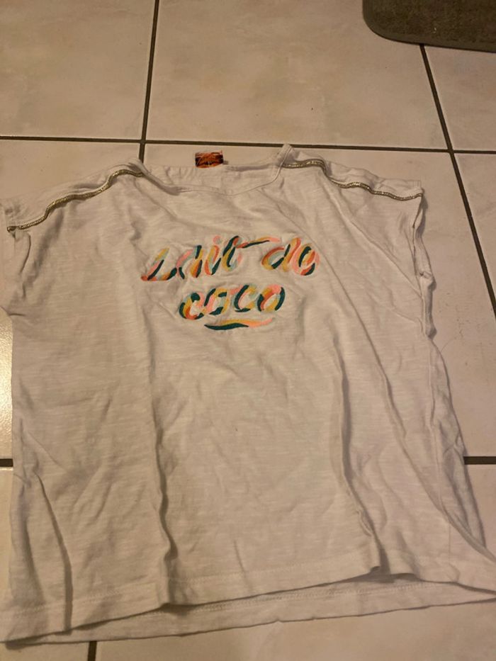 Lot de deux. T-shirts, taille huit. - photo numéro 3