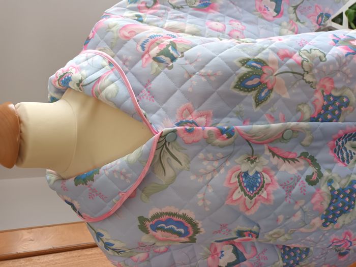Ancienne robe de chambre matelassée - photo numéro 5