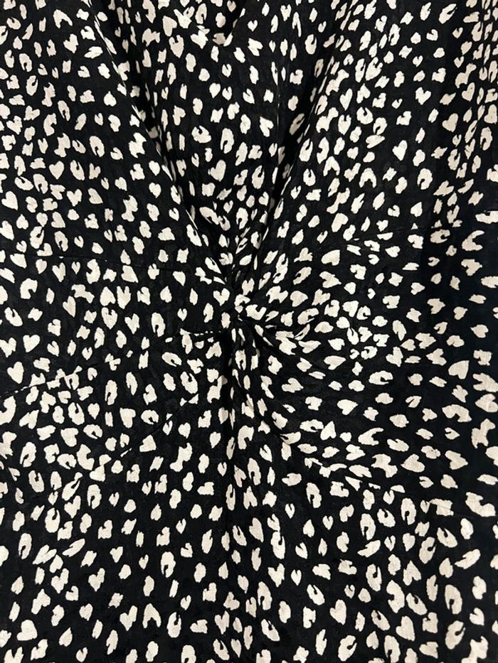 Robe Maje avec des petits cœurs Col V Taille 40 - photo numéro 9