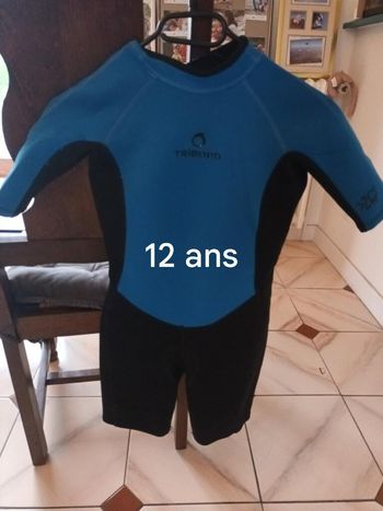 Combinaison jeux aquatique