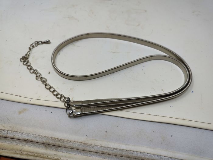 Ceinture argentée élégante flexible - photo numéro 2