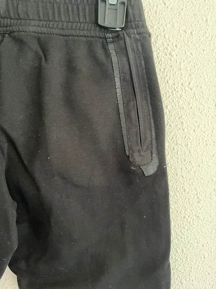 Jogging taille 8 ans 💫 - photo numéro 4