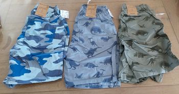 Lot de 3 bermudas garçon 10ans neufs