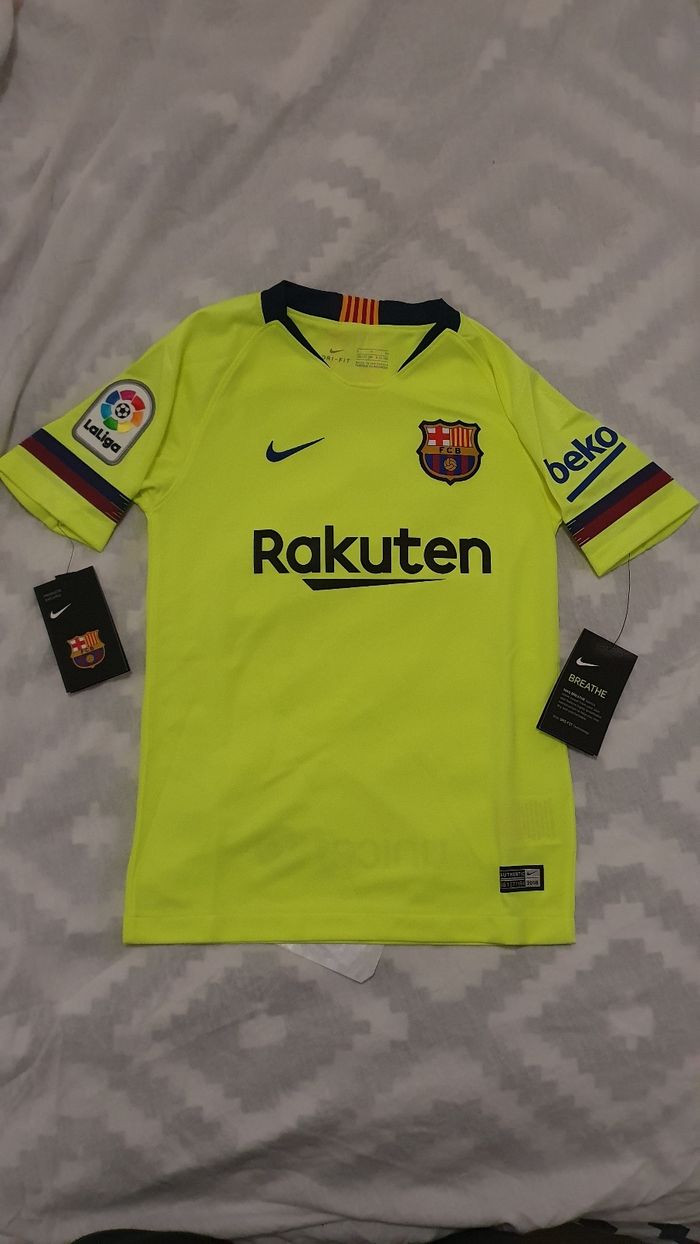Nike maillot fc Barcelone taille S 8-10 ans 128-137 - photo numéro 4