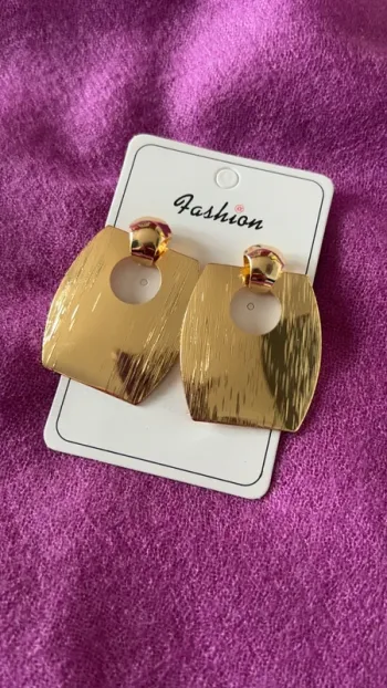 Boucles d’oreilles Neuves 💛
