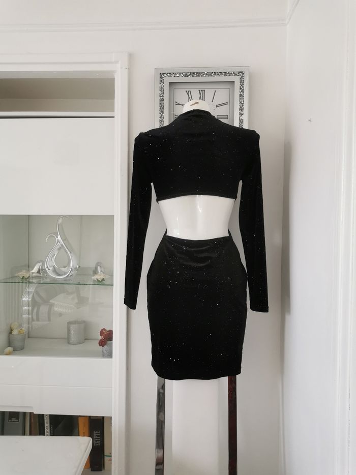 🖤🤍Magnifique Robe Sexy Dos Nu Shein 🖤🤍 - photo numéro 3