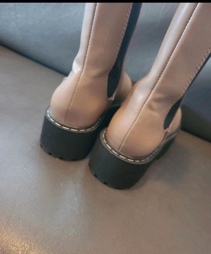 Bottines quasiment neuf taille 37 - photo numéro 5