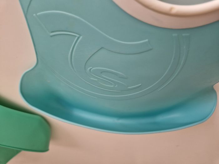 lot de 2 bavoirs rigides Twistshake - photo numéro 4