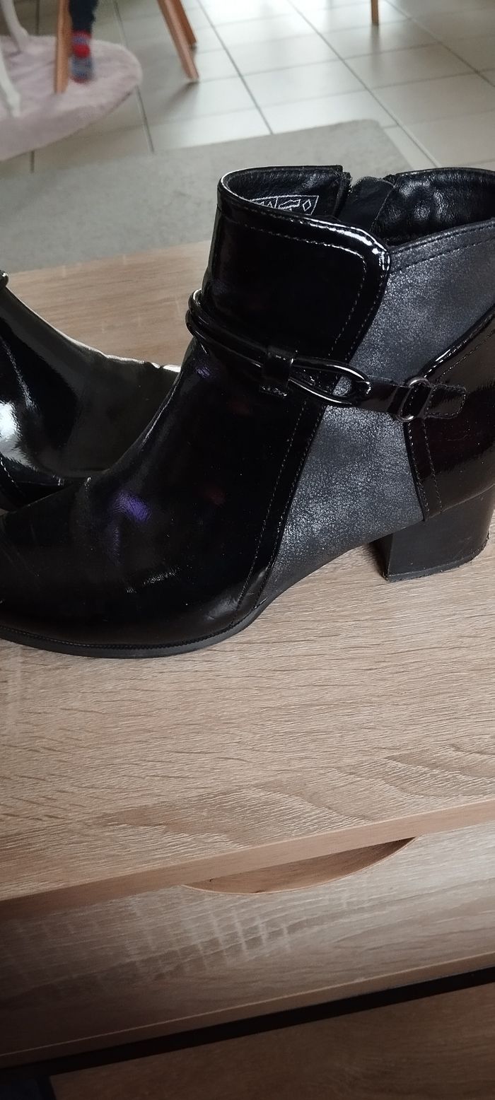 Bottines vernis noir taille 38 - photo numéro 2