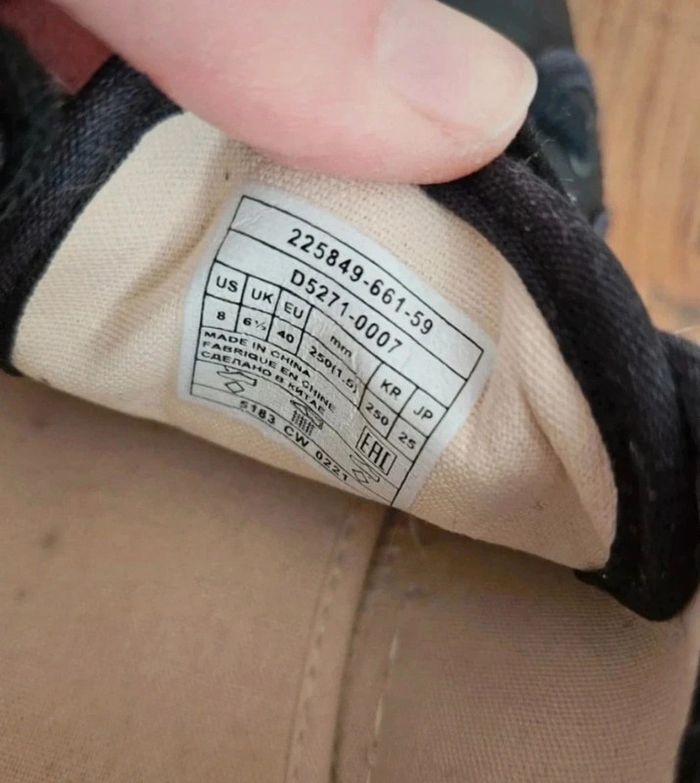 Basket Levis Malibu cuir femme pointure 40 - photo numéro 5