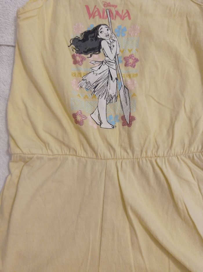 Robe short couleur jaune avec motif robe Disney taille 4 ans - photo numéro 5