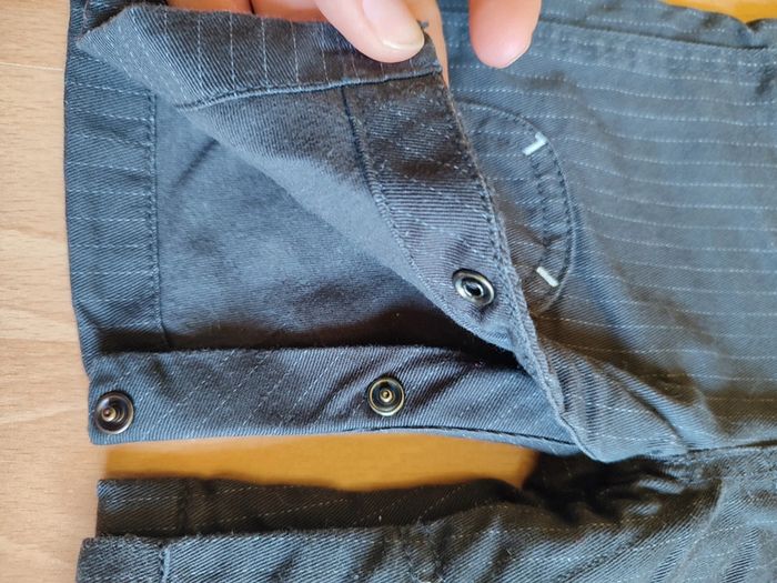 Lot salopette + polo + pantalon assortis Petit Kimbaloo+ t-shirt manches longues en 1M - photo numéro 3