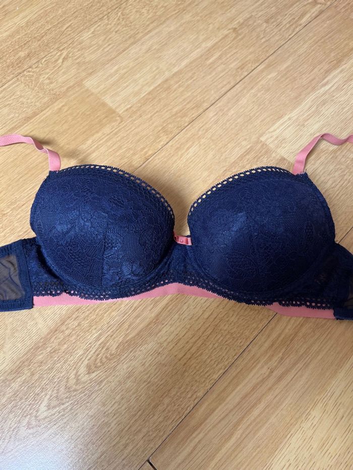 Soutien-gorge - photo numéro 3