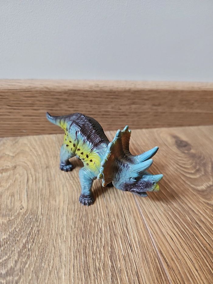 Lot de 5 figurines dinosaures - photo numéro 3