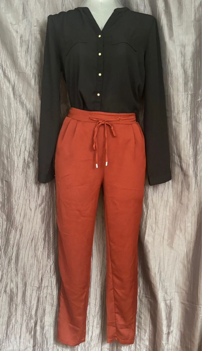 Beau pantalon fluide brique/terracota satiné S 36