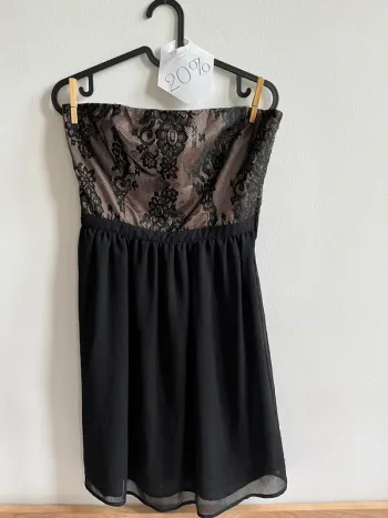Robe bustier en dentelle noir Naf Naf