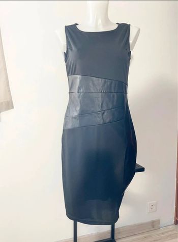 Robe noire bi matière
