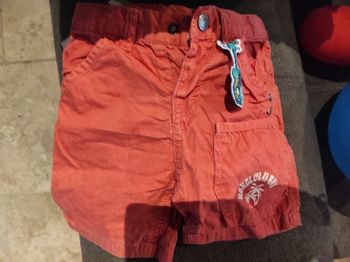 Short 23 mois