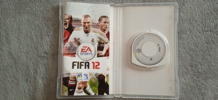 Fifa 12 sur PSP - photo numéro 3