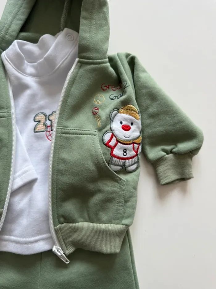 Ensemble jogging vert - photo numéro 3