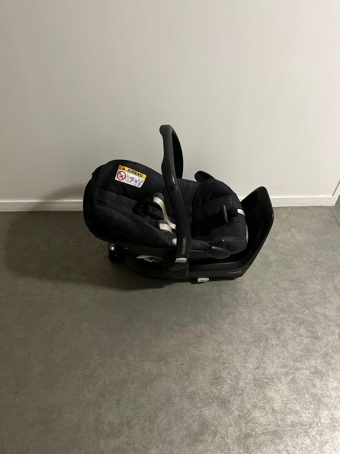 Poussette 3 en 1 Bébé Confort (Maxi Cosi) - Modèle Stella - photo numéro 4