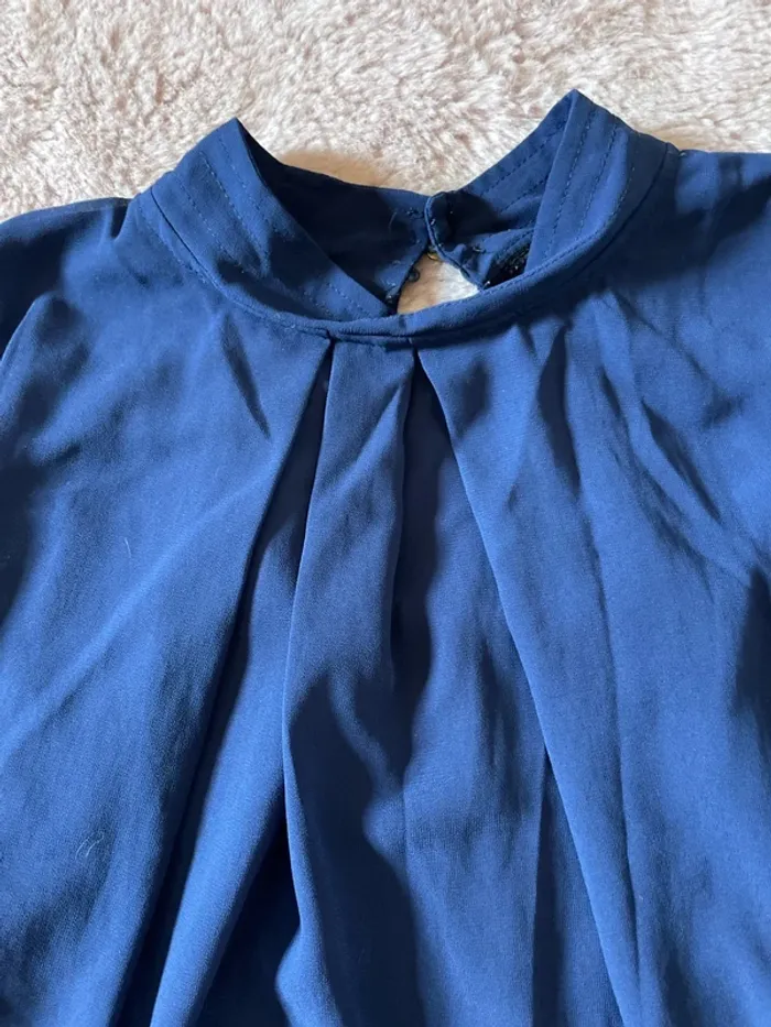 Haut femme élégant sans manche - photo numéro 2
