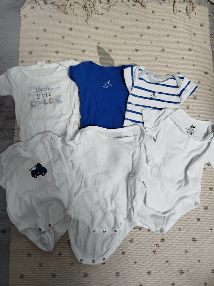 Lot body manches courtes 3mois