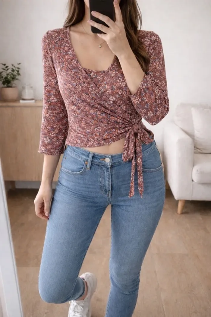🌸 Top cache-cœur fleuri avec lien – féminin & tendance - Taille S - photo numéro 1