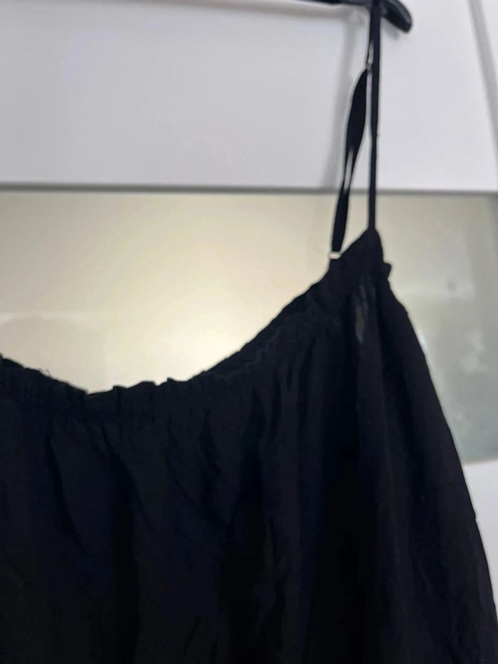 Robe noire - photo numéro 3