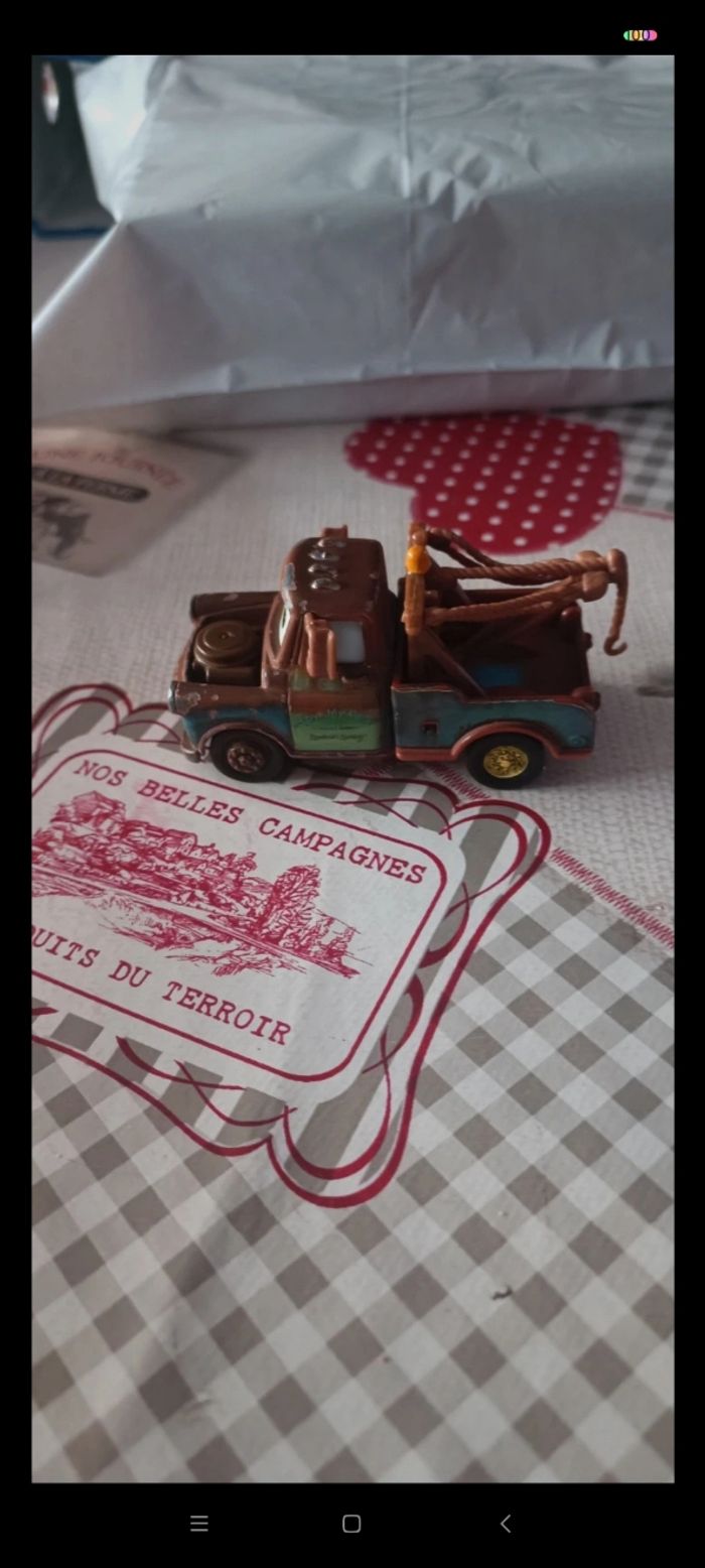Camion de dépannage marron - photo numéro 2