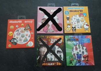Lot de 4 pochettes avec décalcomanies